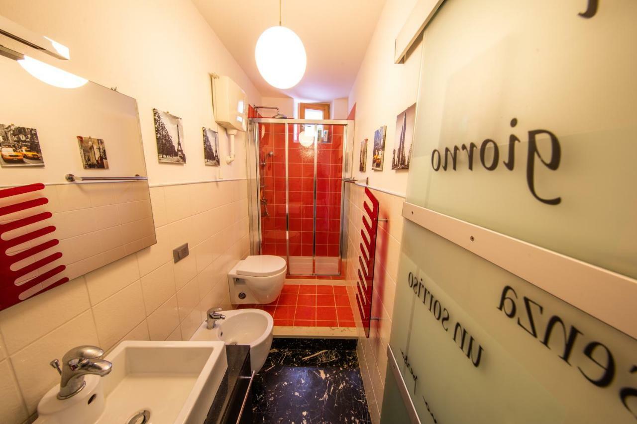 Appartamento Silvy Riva del Garda Luaran gambar